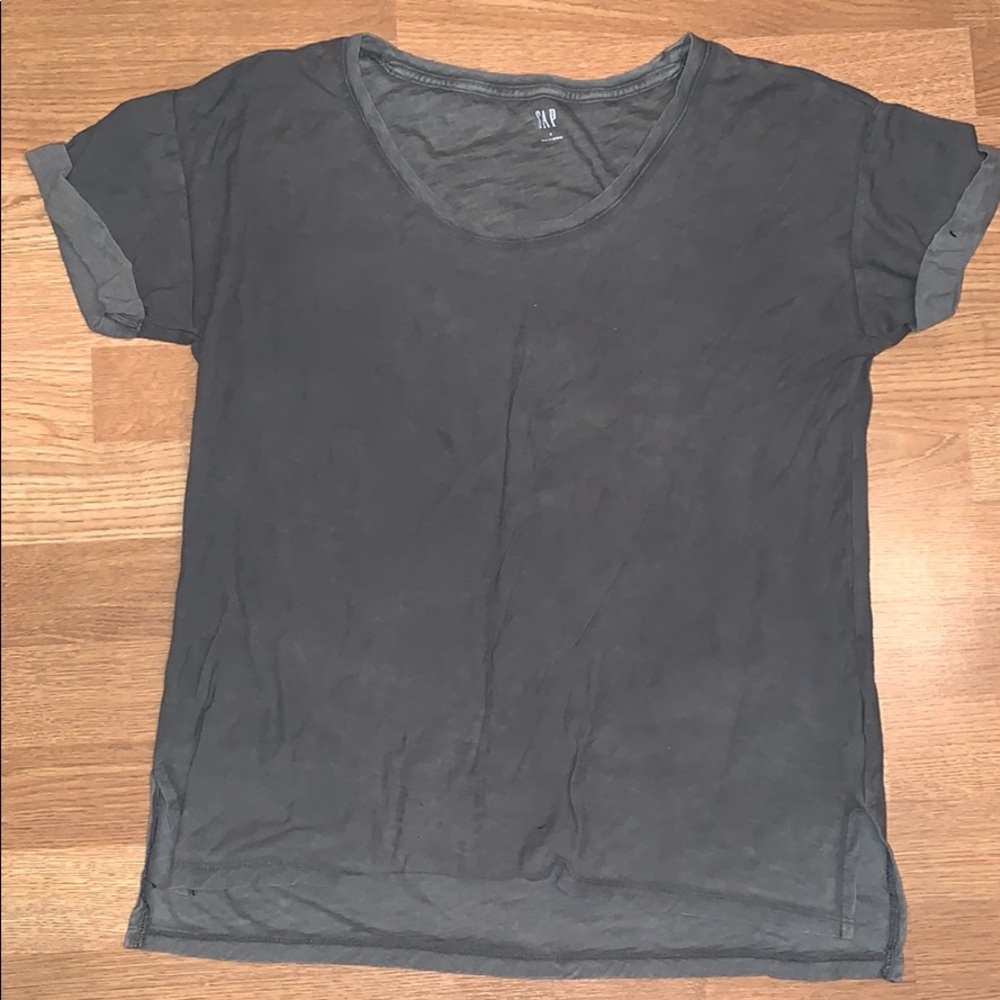 Gap T-shirt
